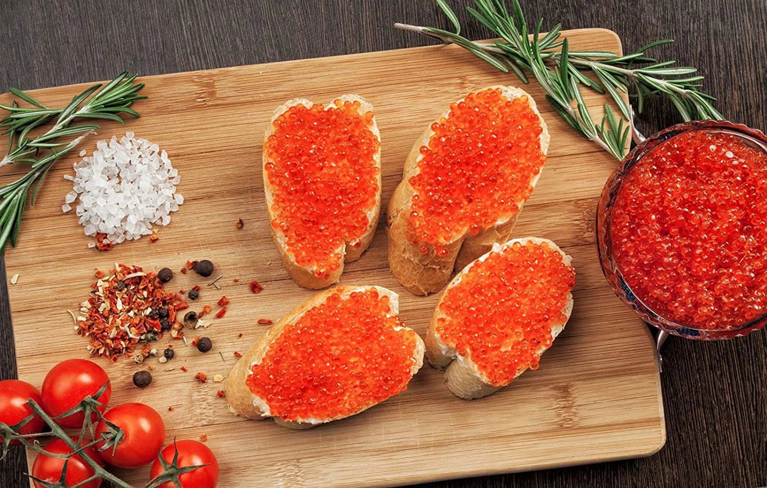 2 x Red Salmon Caviar &ndash; Alaskan Salmon Roe &ndash; Lightly Salted Caviar in Can 1 Lbs or 454 g (Coming with Caviar Spoon as Gift) Kosher certified - Product of USA