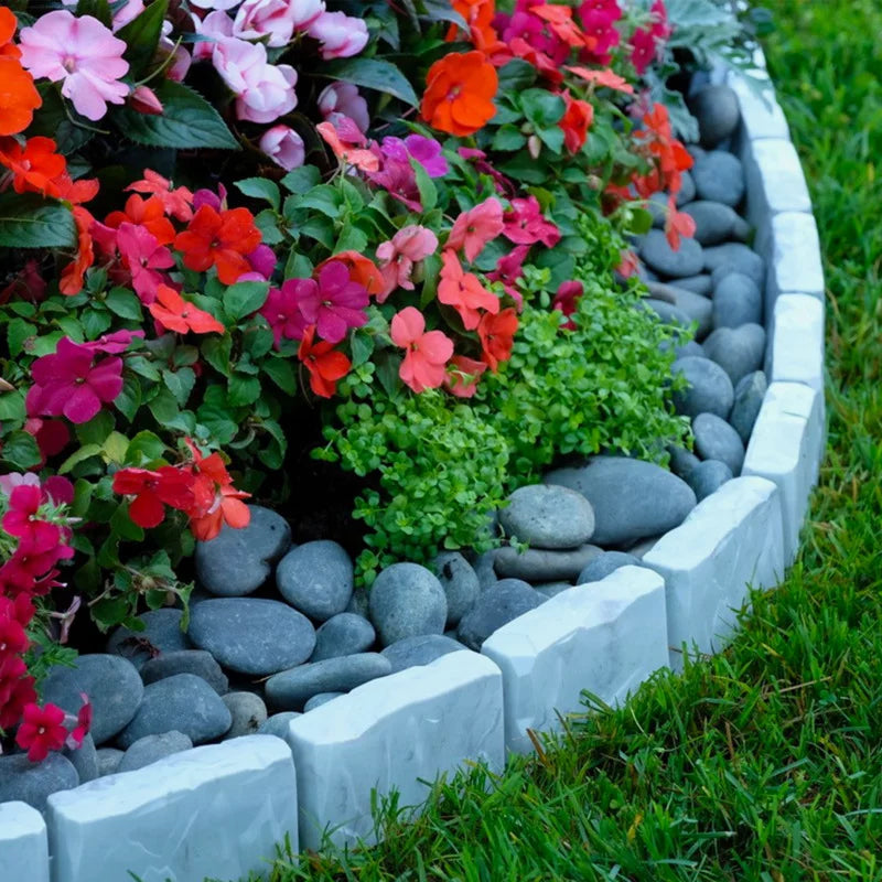 EasyFlex Decorative No-Dig Landscape Edging Kit - 20 ft., Light Gray Faux Stone
