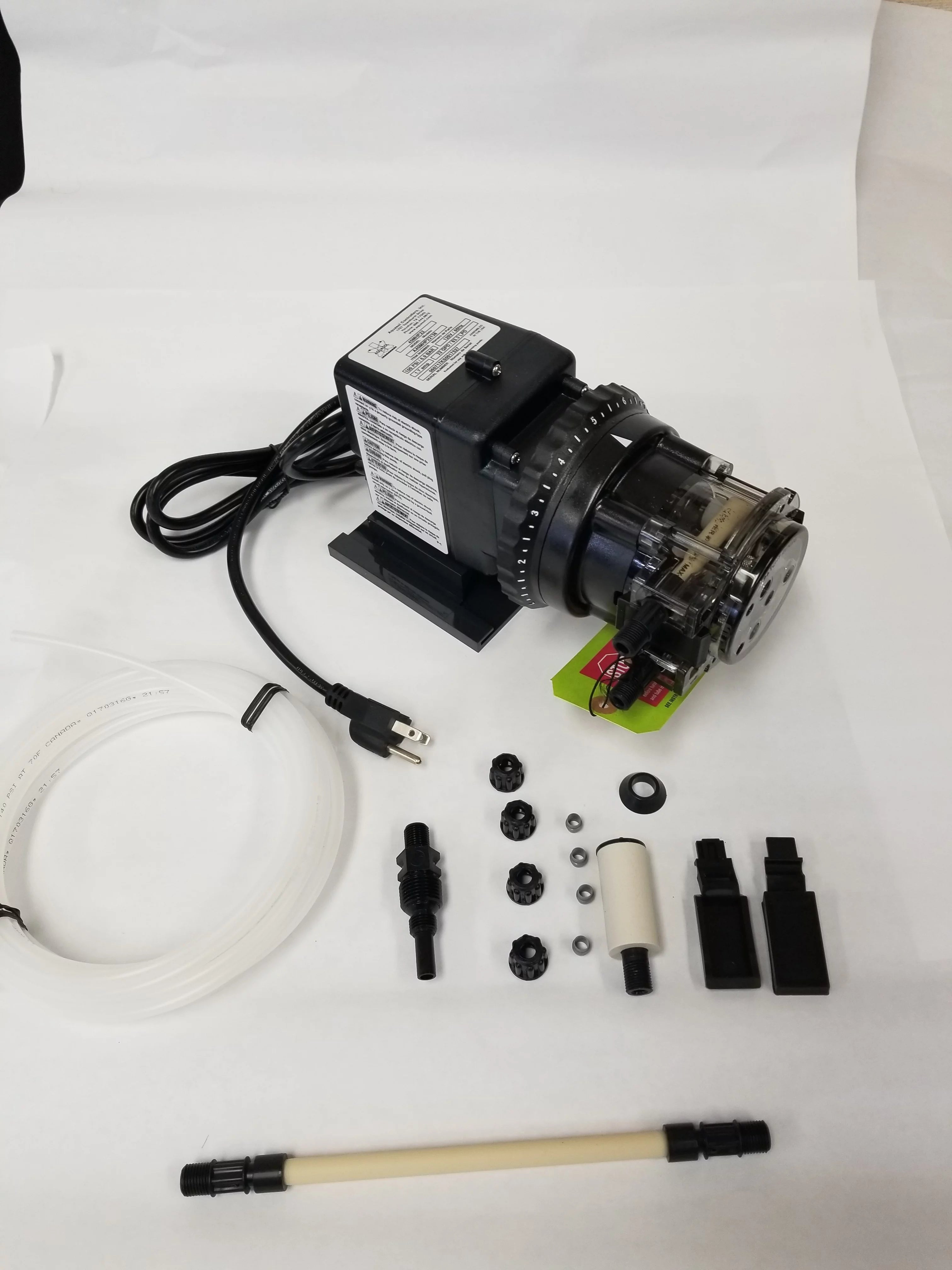 Stenner Pump 85m5 - Stenner Peristaltic Pump Adjustable Head - Rated at 4.3 to 85 gpd adjustable head. Rated at 25 psi. - Ideal Chlorine Injection Pump. 120 Volts, Model number 85MJL5A1S